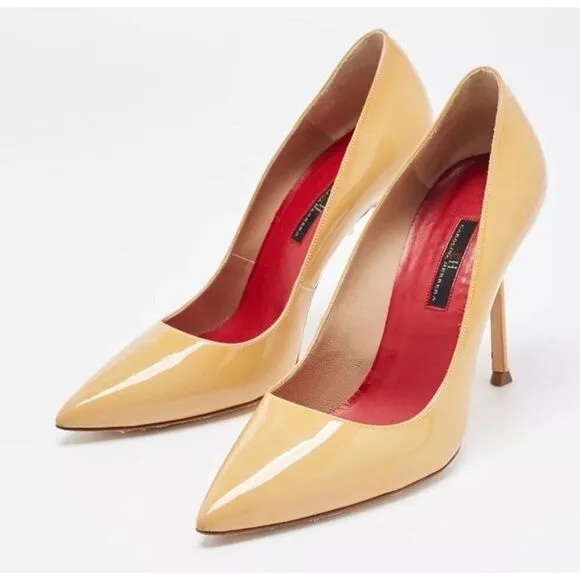 CH Carolina Herrera Patent Leather Heels Beige Red Sole Pumps Size US 6.5 / EU37