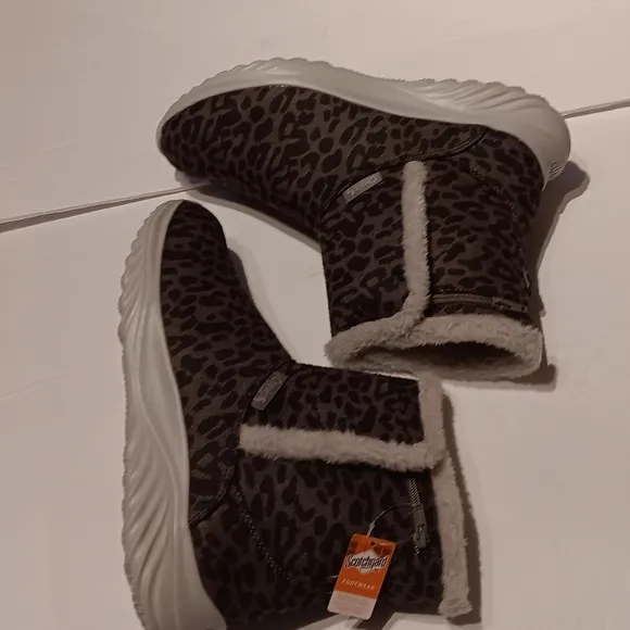 Cheeks Fit Body Grey Cheetah Whimsigoth Fashion Boots By Tony Little Size 9