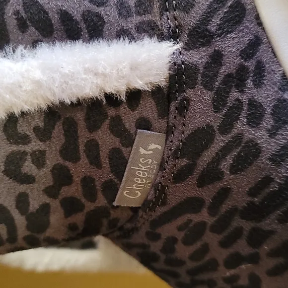 Cheeks Tony Little Gray Cheetah Mobwife Whimsical  Fit Body Sport Boots Size 9