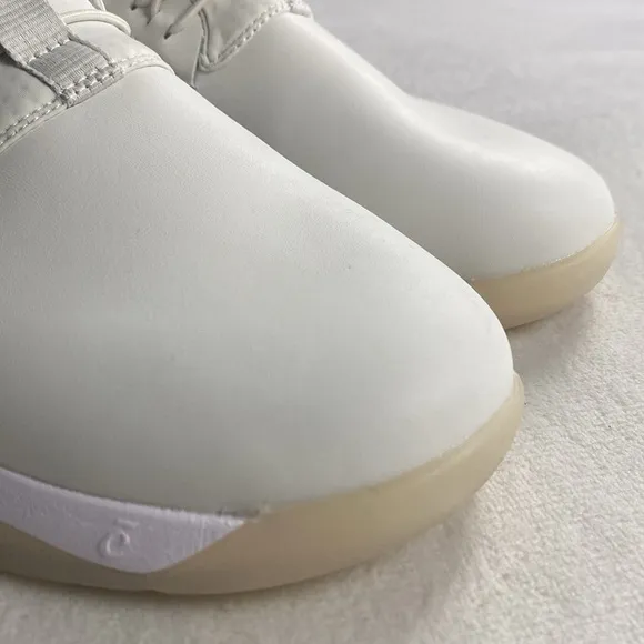Clove The Classic Core Clarino Vegan Leather No Tie Sneakers (Brilliant White)