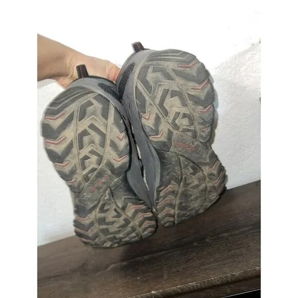 Columbia Crestwood Mid Waterproof Hiking Boots for Men 12 Wide W/Box Grey