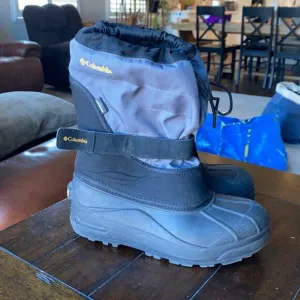Columbia winter snow boots waterproof grey black youth 5 walking sledding