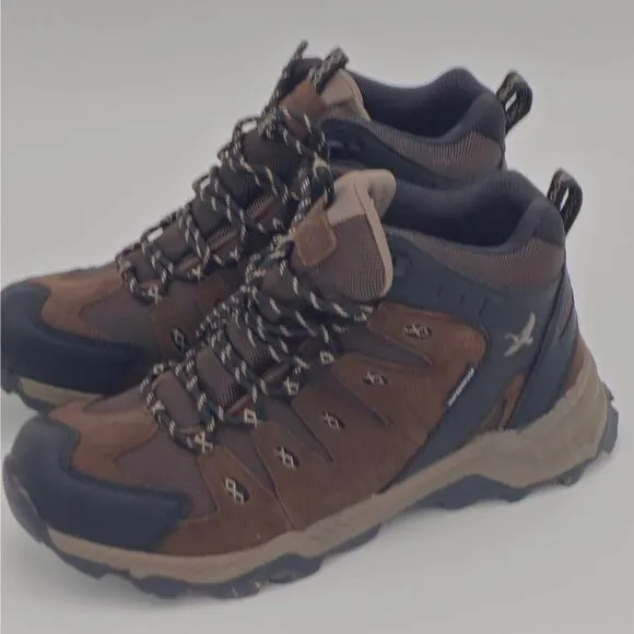 Comfortable‎ padded footbed