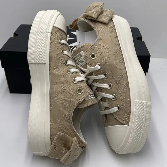 Converse Women's Tan Lace Platforms A10246CCTAS LIFT OXNUTTY GRANOLA/EGRET/LIG