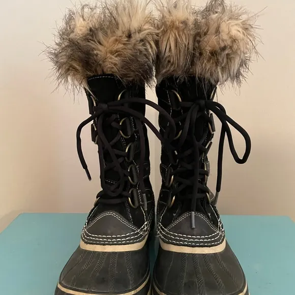 COPY - SOREL Joan of Arctic Black Quarry Winter Snow Boots