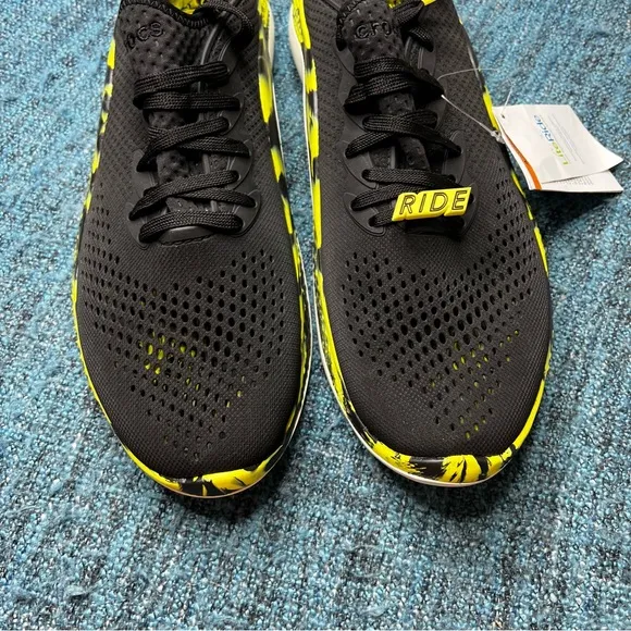Crocs LiteRide 360 Pacer Water Walking Sneaker Shoes in Black Yellow Marbled