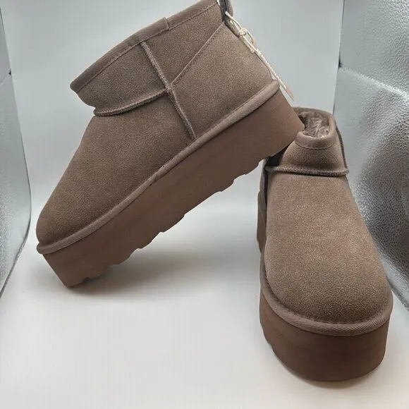 CUSHIONAIRE Cozy Women’s Platform Ankle Boots SIZE 10 WIDE TAUPE
