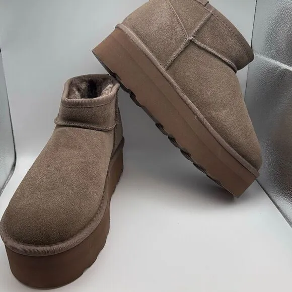 CUSHIONAIRE Cozy Women’s Platform Ankle Boots SIZE 10 WIDE TAUPE