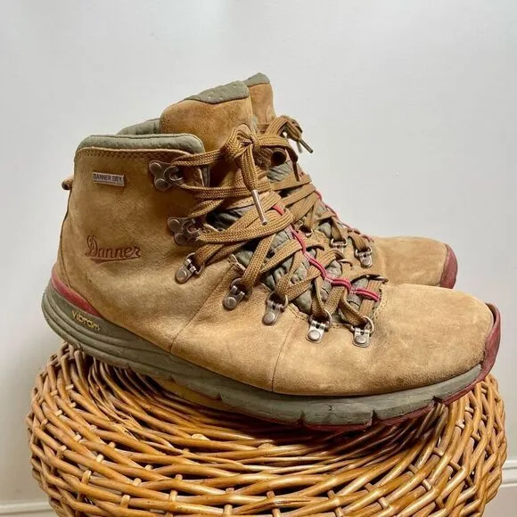 Danner Mountain 600 Brown Red Leather Hiking Boots 10.5 Men’s 4.5” Outdoor Read
