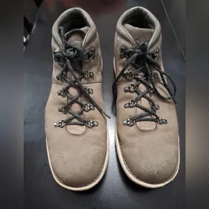 Danner Tramline 917 Grey Hiking Boots   Size 12