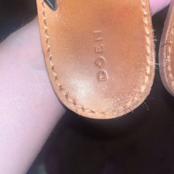 DÔEN SANDALS