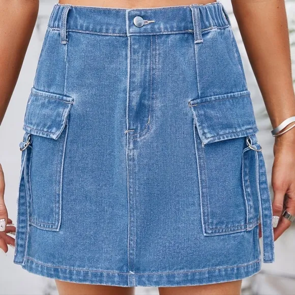 Denim Mini 90s Retro Cargo Side Pocket High-Rise Elastic Waist Blue Jean Skirt