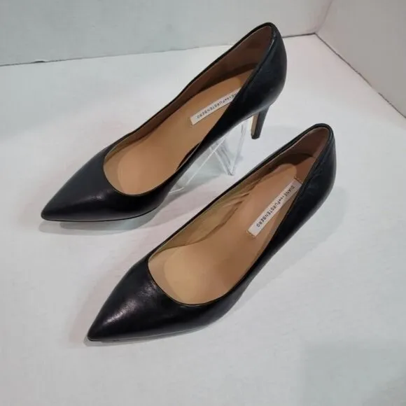 Diane von Furstenberg Pointed Toe Pumps Size 7.5