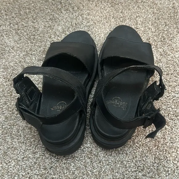 DR. MARTENS Voss Sandals