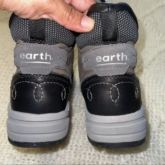 Earth Vigor Journey Waterproof hiking Boots