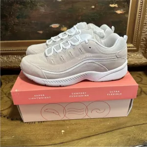 Easy Spirit Romy Womens Leather Walking Shoes Size 10 W Wide Sneakers Run NEW