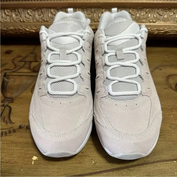 Easy Spirit Romy Womens Leather Walking Shoes Size 10 W Wide Sneakers Run NEW