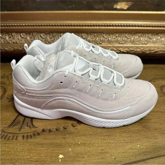 Easy Spirit Romy Womens Leather Walking Shoes Size 10 W Wide Sneakers Run NEW