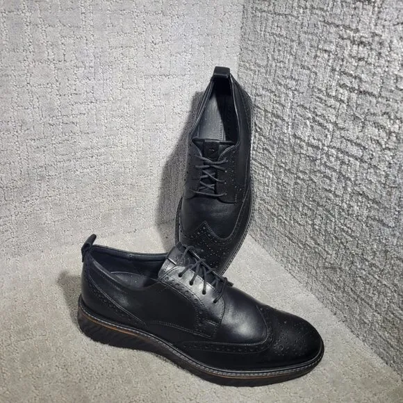 Ecco Derby Men's Size 9-9.5 Black Santiago Leather Wingtip Hybrid Dress Shoes