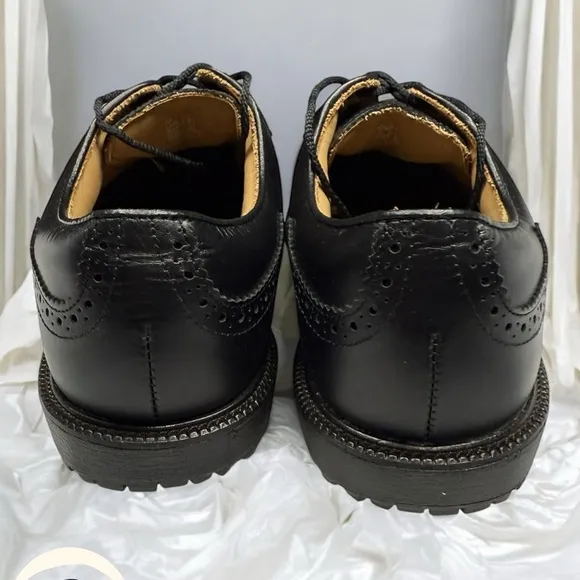 FootJoy ICON Shield Tip Golf Shoes – Black Leather Wingtip Size 8.5M
