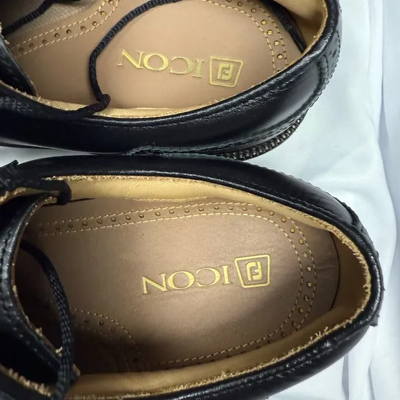FootJoy ICON Shield Tip Golf Shoes – Black Leather Wingtip Size 8.5M