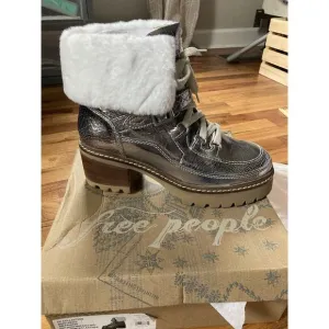 Free People Cozy Jasper Hiker Ankle Boots Pale Pewter Leather Size 10