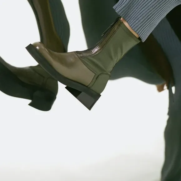 Free People × E8 BY MIISTA Doris Khaki Boots