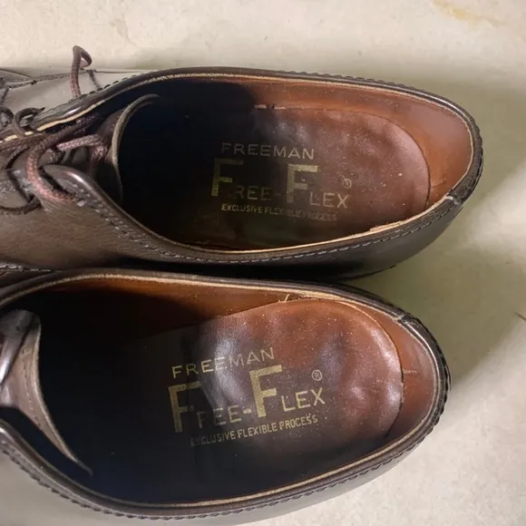 Freeman Size 8.5 Brown Vintage Free Flex Leather Dress Shoes