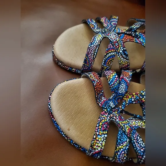 gentle souls Break My Heart 3 Sandals Size 7 Excellent