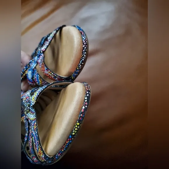 gentle souls Break My Heart 3 Sandals Size 7 Excellent