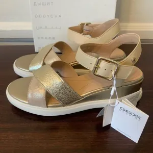 Geox leather piss  lightweight waterproof wedge  sandal size  9 and 10,5