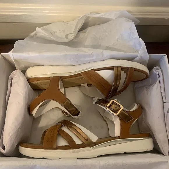 Geox hiver 4 strappy super comfy leather waterproof lightweight sandal size 9