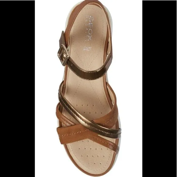 Geox hiver 4 strappy super comfy leather waterproof lightweight sandal size 9