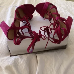 Gianvito Rossi Crimson Red Suede Sexy Gladiator Sandals Made in Italy 🇮🇹