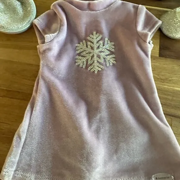 Girls, American Girl, Velvet Lilac  Dress with Snowflake, 18” doll