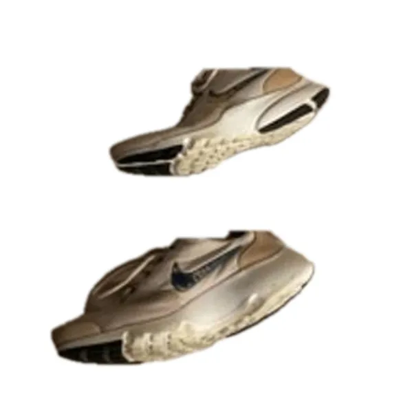 Girls Nike Shoes Size 5Y Beige Sneakers