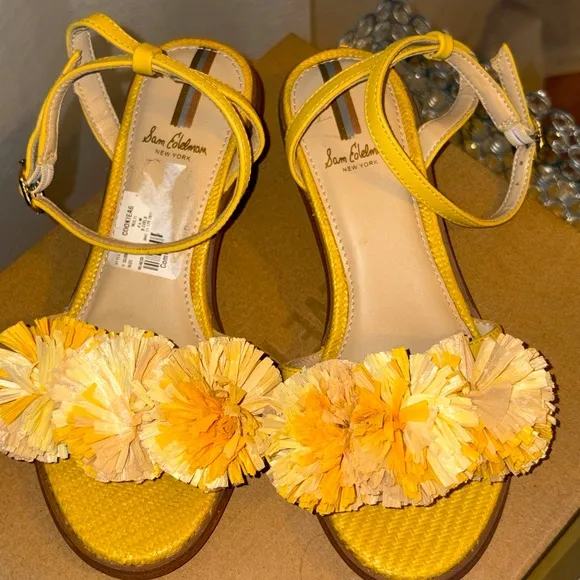 Girls Sandals 💛