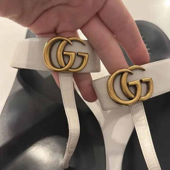 Gucci Women's White and Black Sandals