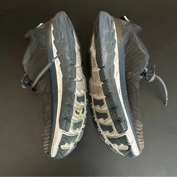 Hoka One One Arahi Men Running Shoes Black Gray 9 Athletic Trainers Sneakers