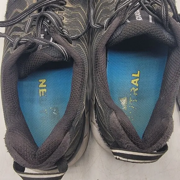 Hoka One One Clifton 4 Mens 10.5 Black White Athletic Shoes Running Walking