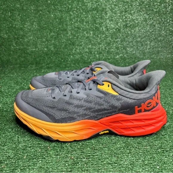 Hoka One One Speedgoat 5 Trail Running Shoes Men 10.5 D Gray Sneakers