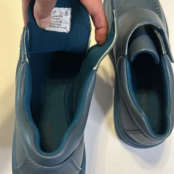 Hush Puppies Shoes Mens Size 8 M| |blue | Leather | good condition.