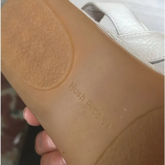 Hush puppies, white leather , sandals are pre loved, see photos