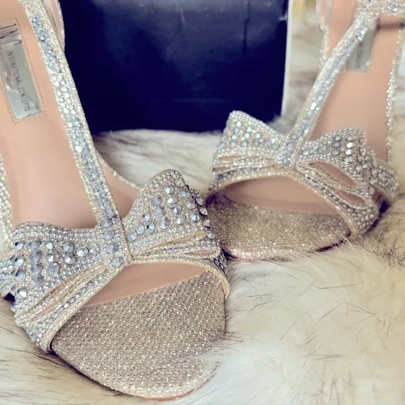 ❤️INC MACYS INTERNATIONAL-CONCEPTS T-STRAP DRESS HEELS SHOES 4” HEELS❤️