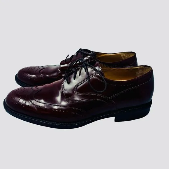 Johnston &amp; Murphy. Men’s Dark Brown Wingtip Sheepskin Dress Shoes. Size 11.