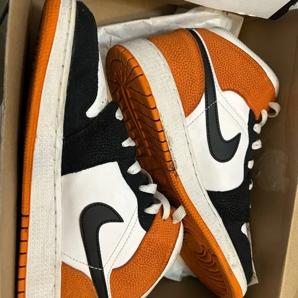 jordan 1 mid se basketball blossom GS-‎ Size: 7Y
