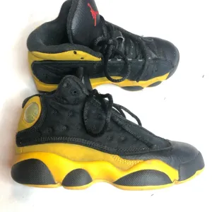 Jordan 13 retro black and yellow sneakers shoes