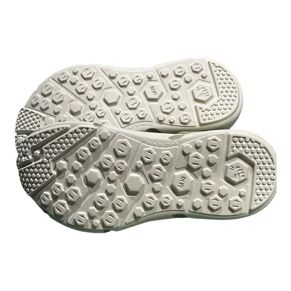 Joybees Men’s Graphic Kryptek Transitional Olive Clog Sandals Size 10. NWT