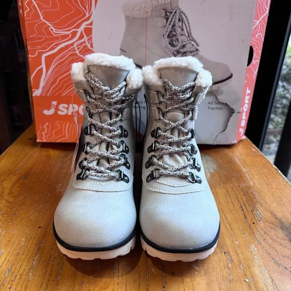 JSport womens Bluestone sherpa winter snow boots stone/white 6