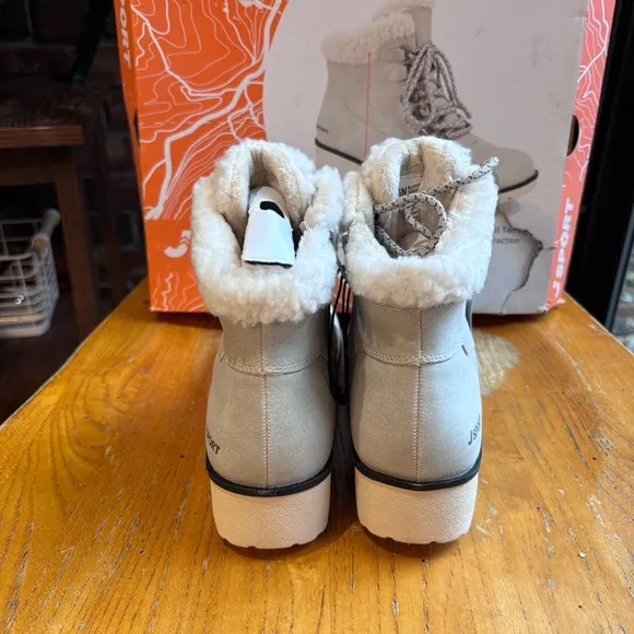 JSport womens Bluestone sherpa winter snow boots stone/white 6